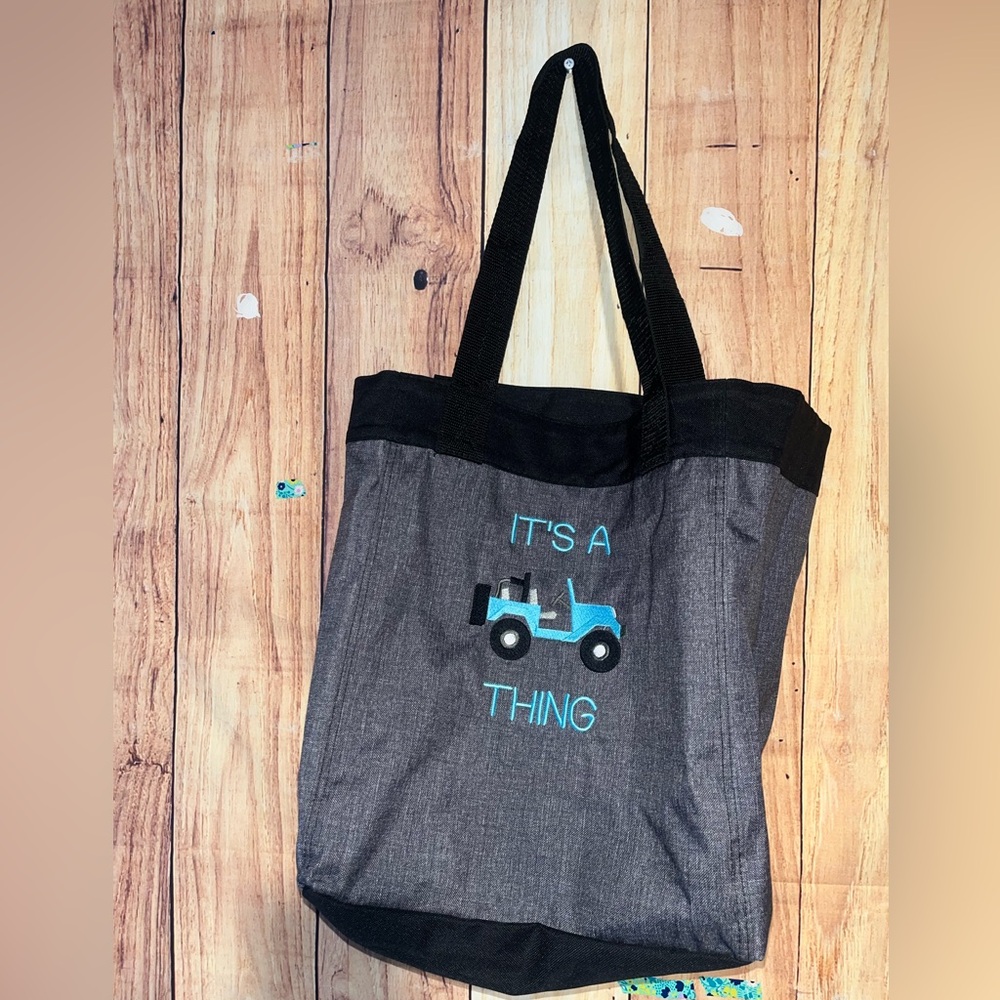 Thirty-one Gray Jeep Personalization Blue Essential Storage Tote